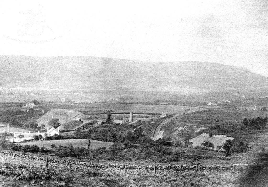 Tunnel Cottages At Blaen-Nant-Y-Groes Farm Aberdare Exterior photo