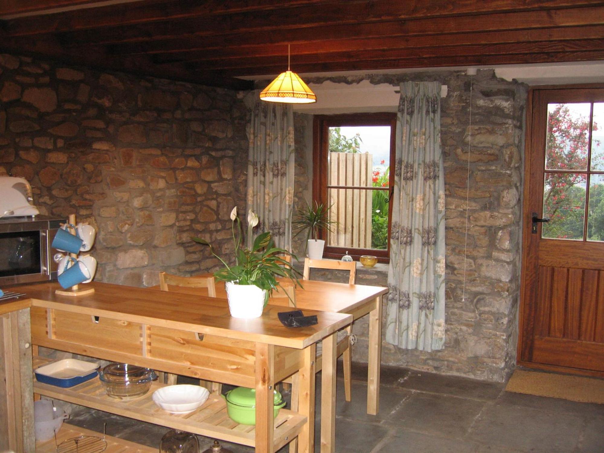Tunnel Cottages At Blaen-Nant-Y-Groes Farm Aberdare Room photo